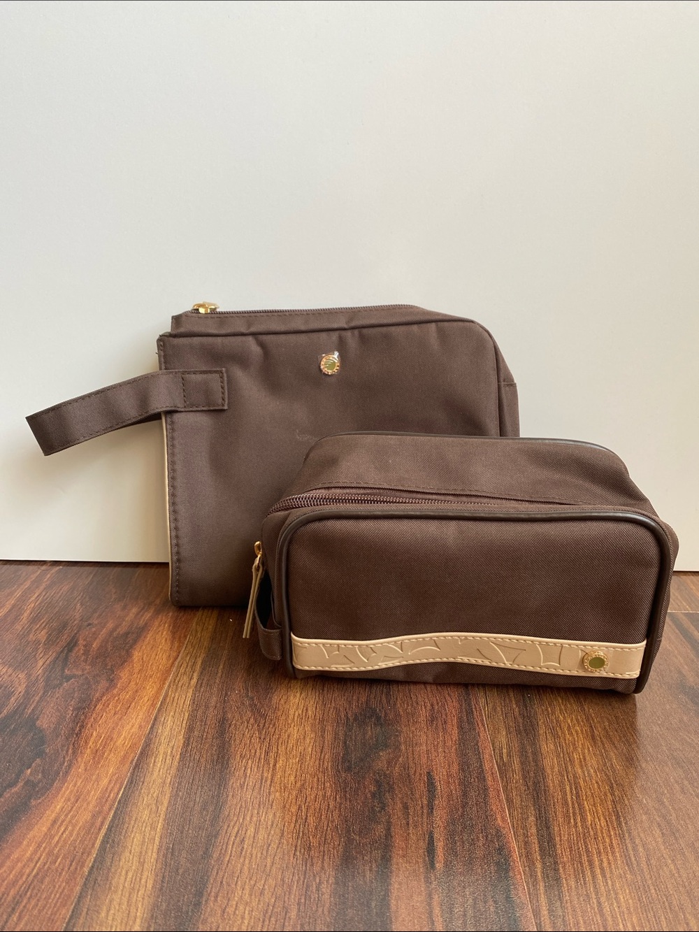 Bvlgari Travel Pouches Emirates Exclusive Set of 2 Brown Tan Zipper New